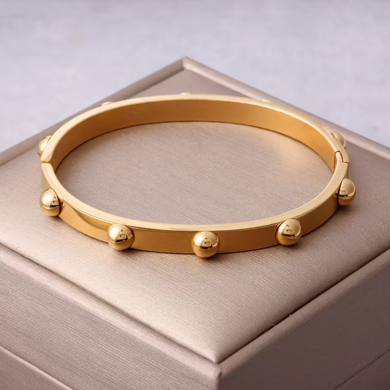 Geometric Spherical Gold